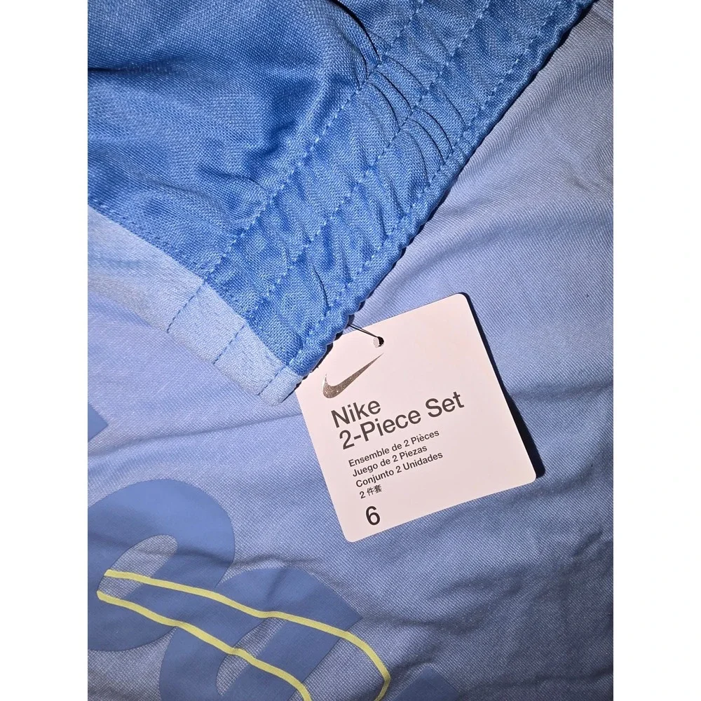 Nike piece activewear